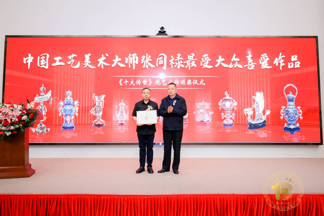 中国十大美术大师_美术大师中国近代_中国美术大师的作品和介绍/