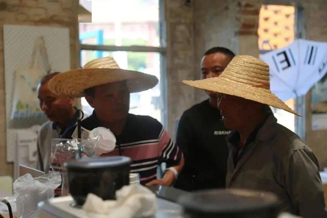 艺术家图片大全_中国艺术家图片_艺术家图片欣赏/