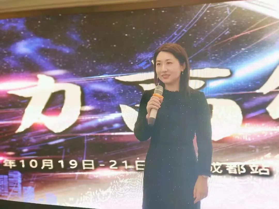 凤凰艺术培训_凤凰艺术教育有限公司怎么样_凤凰艺术教育/