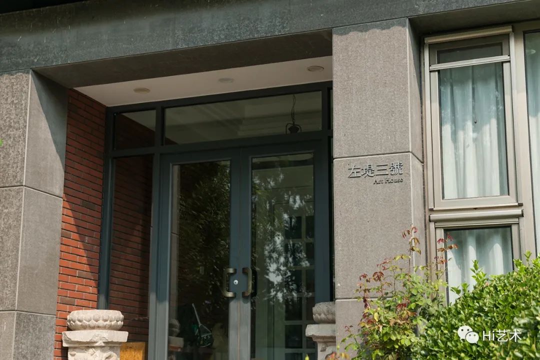 国外私人美术馆_私人美术馆的意义与作用_私人美术馆海报/