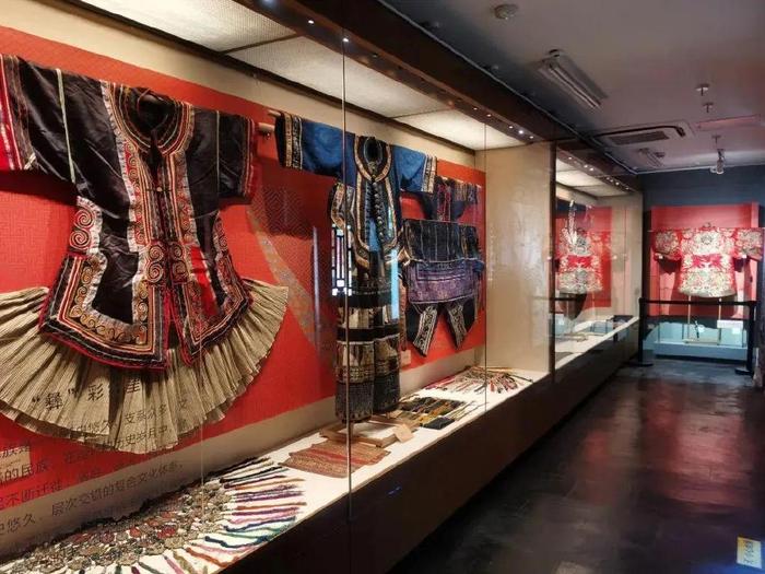 展览艺术家_展览艺术设计_艺术展览/