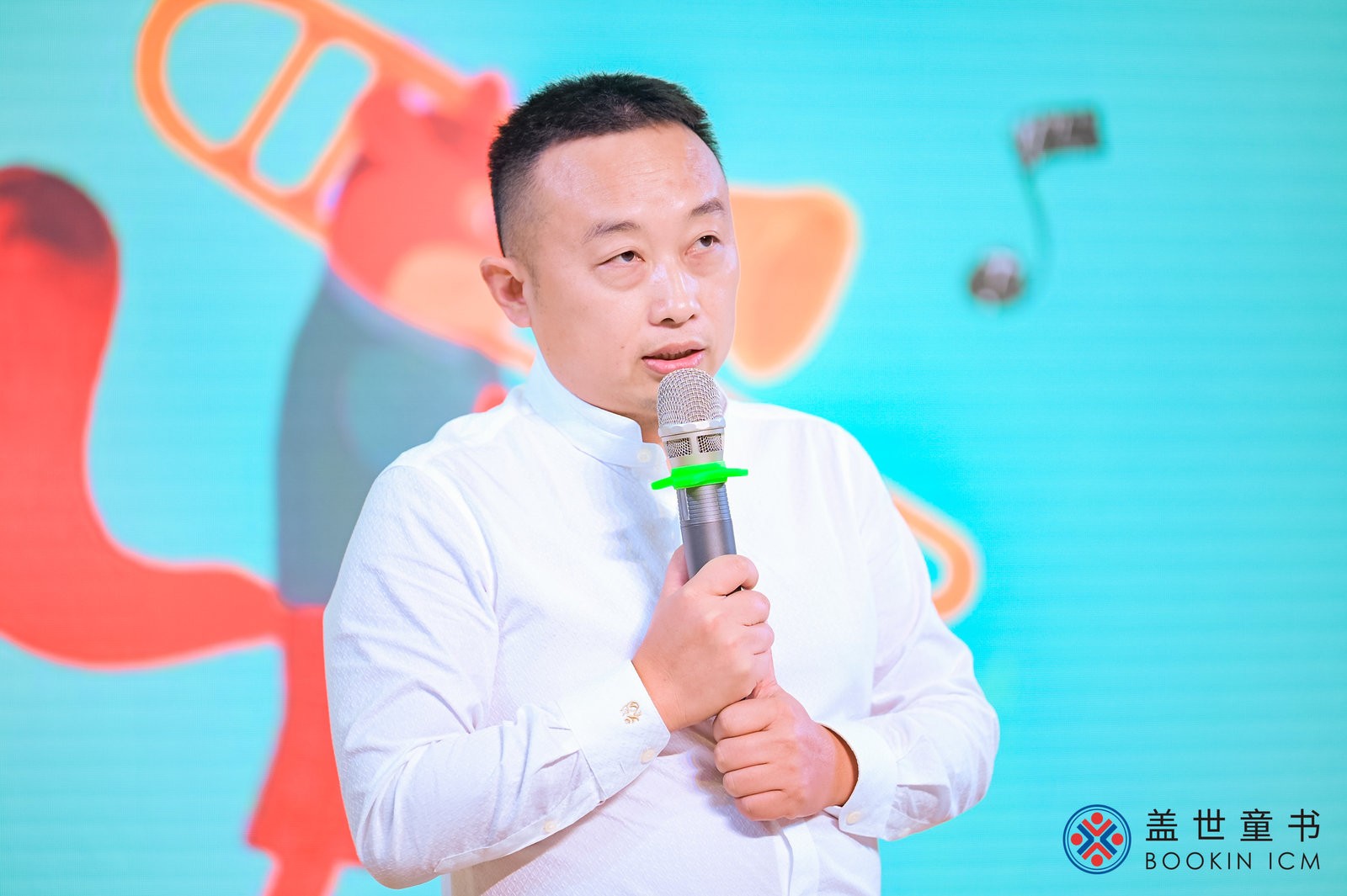 热点艺术教育进课堂_热点艺术空间_艺术热点