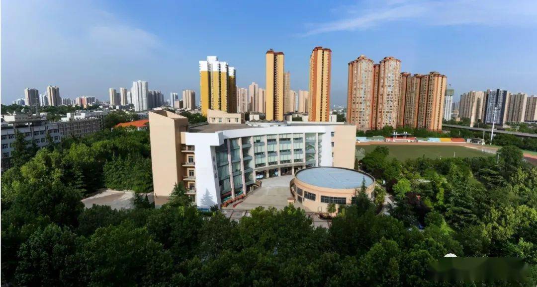 成都十大垃圾大学_成都大学怎么了_如何评价成都大学