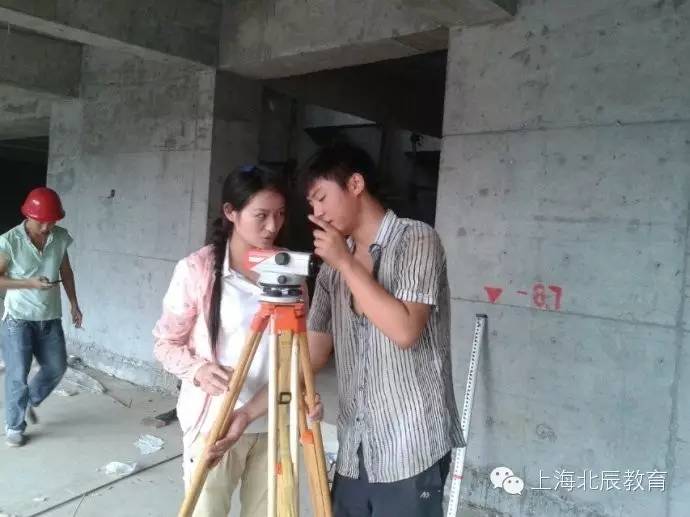 女孩子选什么专业比较好_女孩选的专业好就业_女娃选专业