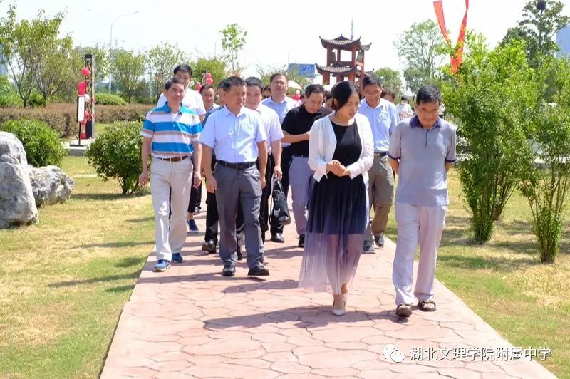 中国教师报联系方式_中国教师报名入口_中国教师报