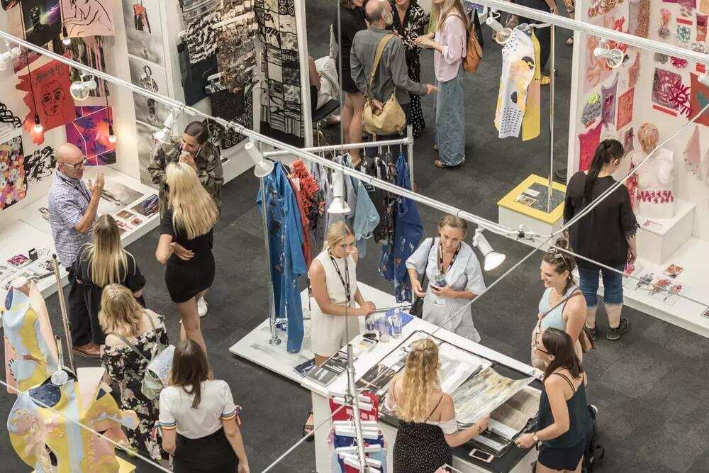 艺术展览_展览艺术英文_展览艺术设计