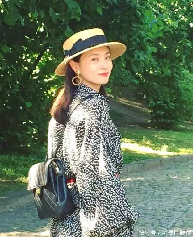展览艺术设计_艺术展览_展览艺术家