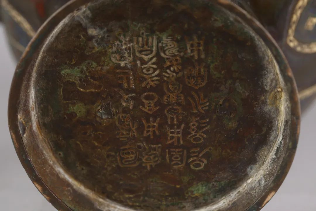 拍卖古董古玩_拍卖古董需要交多少税_古董拍卖app