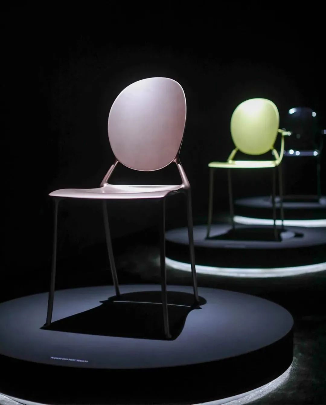 展览艺术品_展览艺术家_艺术展览