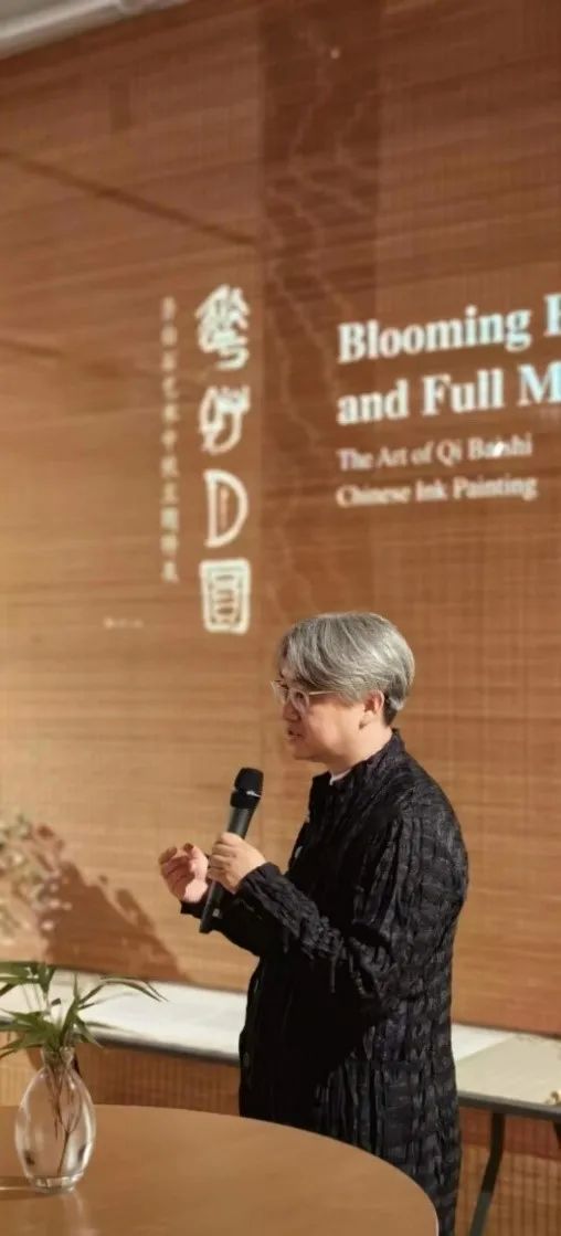 展览艺术家_艺术展览_展览艺术品