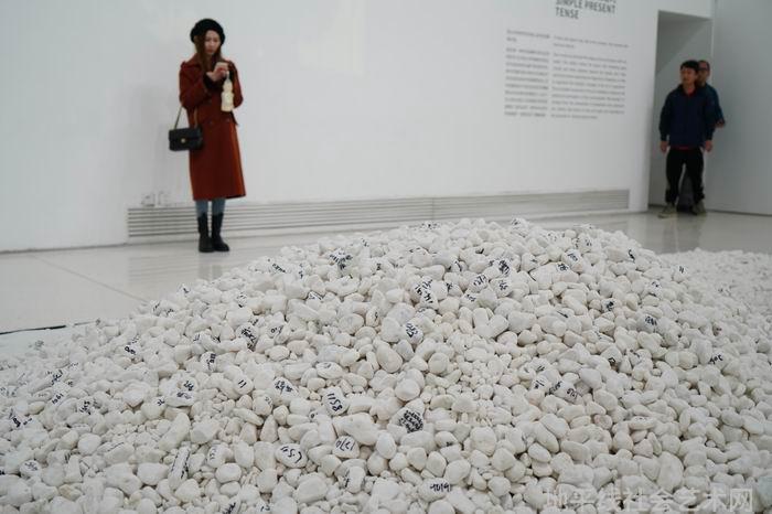 展览艺术品_艺术展览_展览艺术家