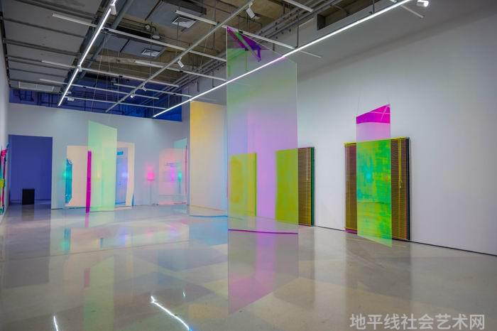 展览艺术家_展览艺术品_艺术展览