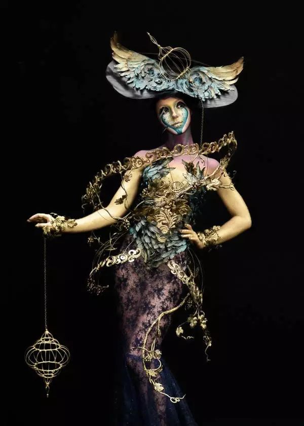 淄博人体陶艺彩绘展_淄博人体陶艺彩绘大图_人体彩绘