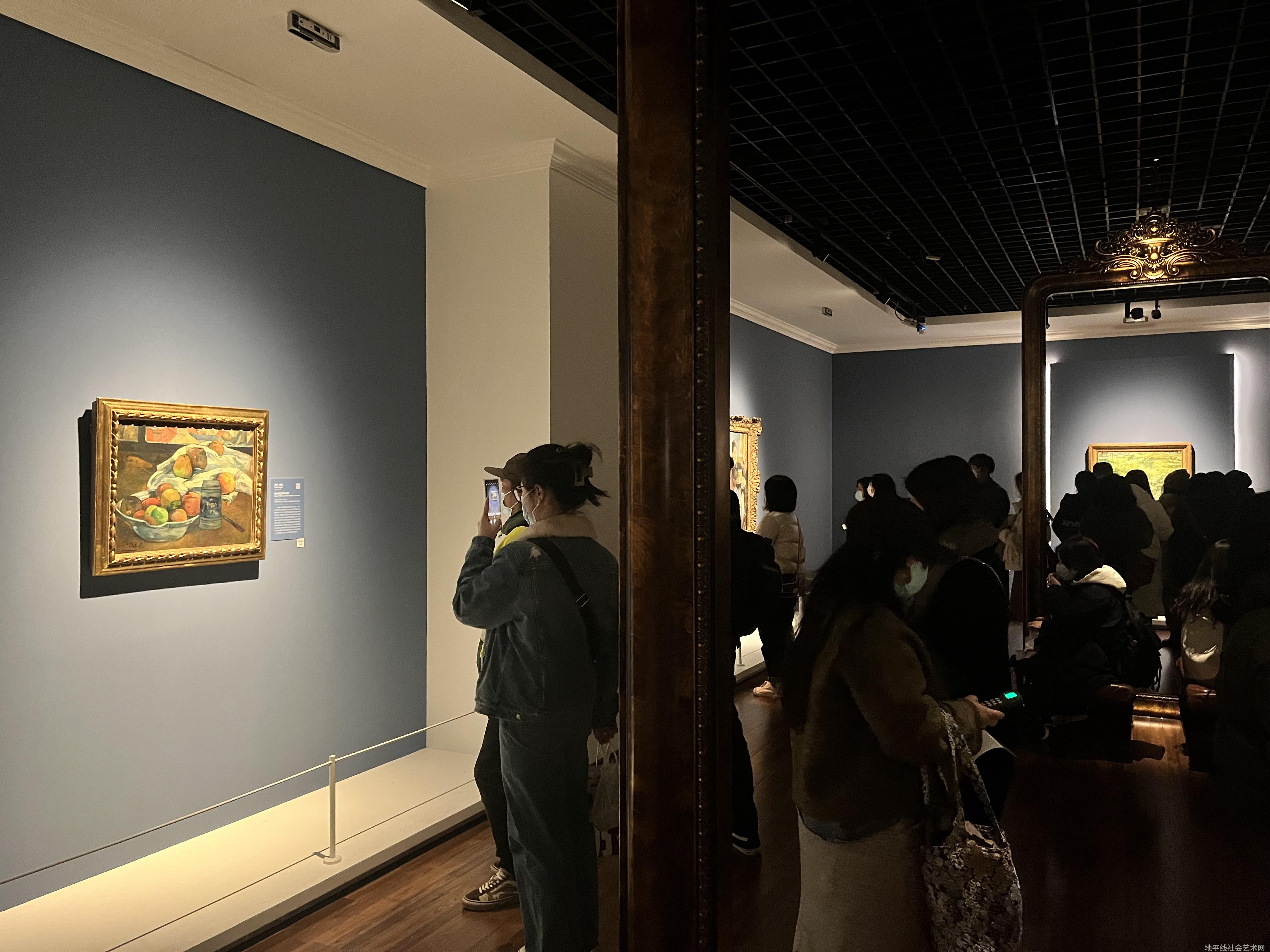 展览艺术家_展览艺术设计_艺术展览
