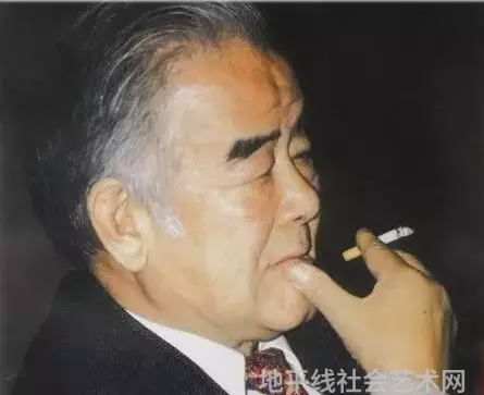 当代批判现实主义画家_当代中国画画家_中国当代十大画家